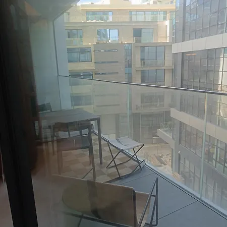 Modern Luxury In Mercury Tower With Balcony - Saint Julian Apartment