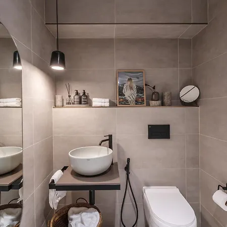 Апартаменты Modern Luxury In Mercury Tower With Balcony - Saint Julian